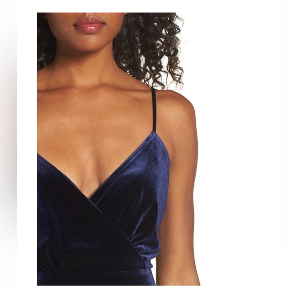 Ali & Jay • Dress - Picture 5 of 10